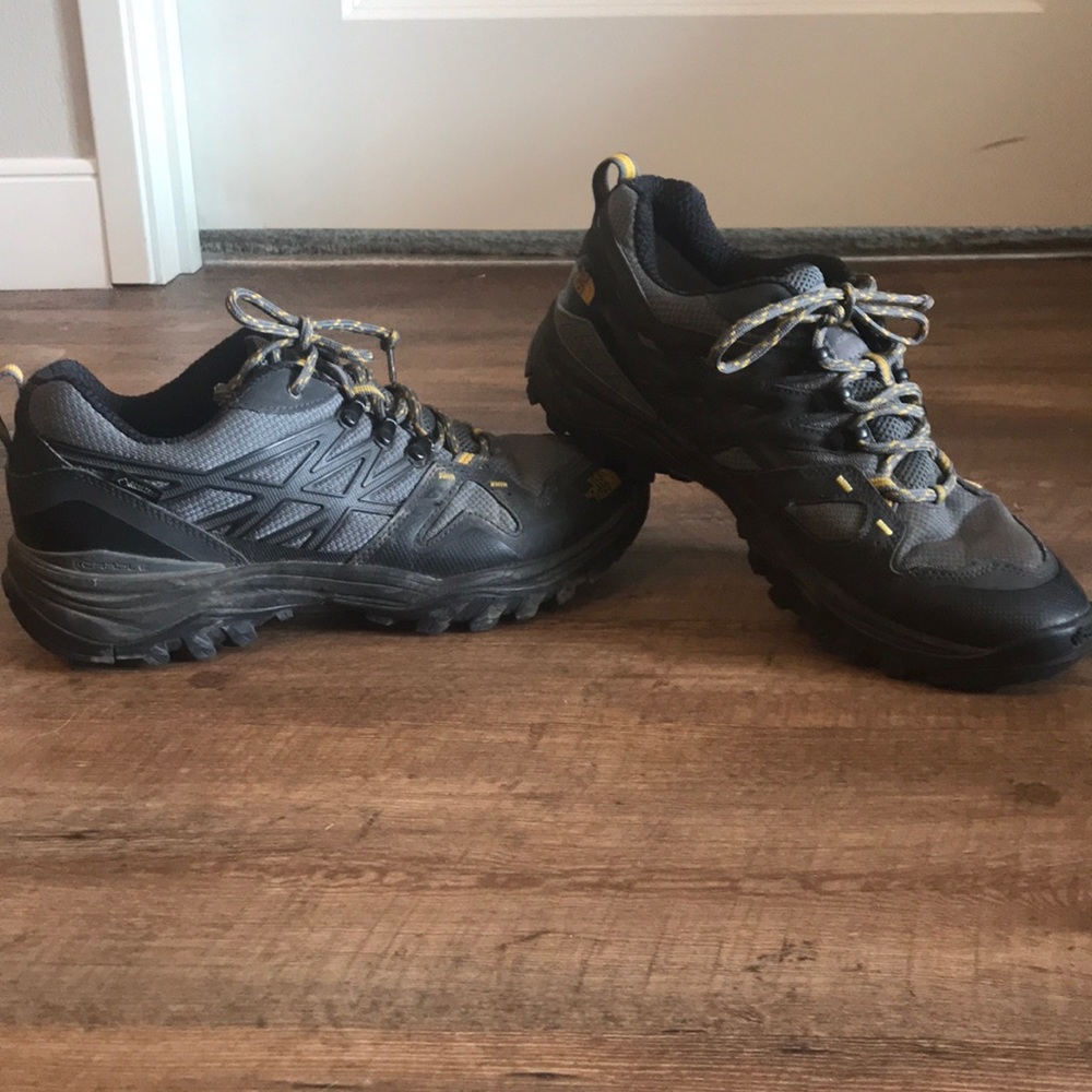COPY - Men’s north face hiking shoes